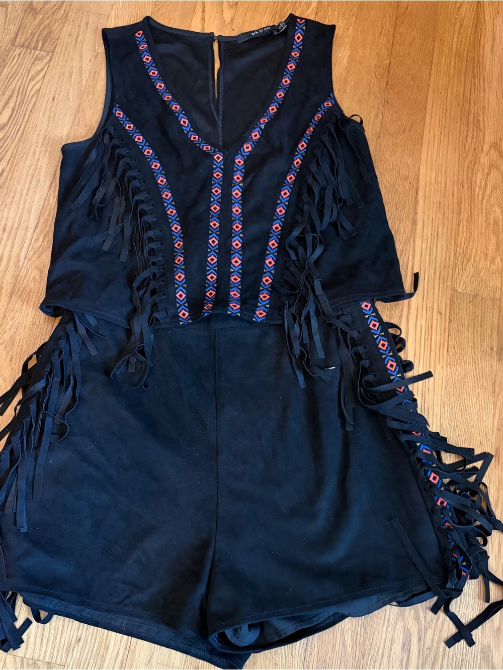 Ark & Co Black Fringe Set with Red & Blue Embroidered Trim